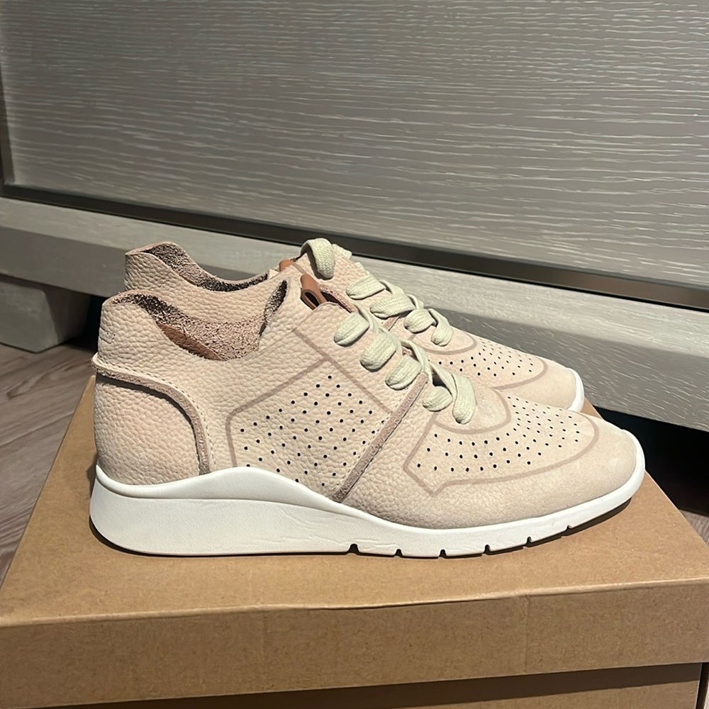 GENTLE SOULS LACE UP JOGGER